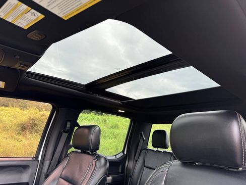 Used 2019 Ford F150 Lariat w/ Equipment Group 502A Luxury AWD/4WD image 13
