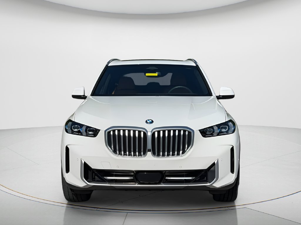 Used 2024 BMW X5 xDrive50e w/ Premium Package AWD/4WD image 2