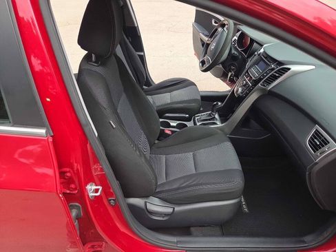 Used 2014 Hyundai Elantra GT FWD image 21