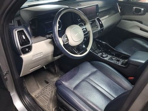 Certified 2023 Kia Sorento SX Prestige AWD/4WD image 7