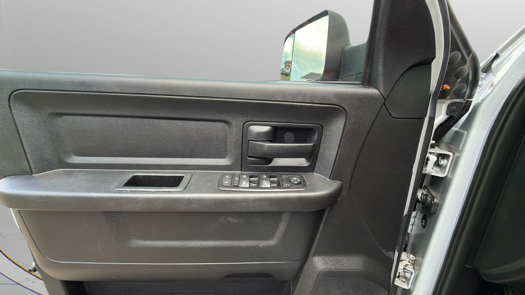 Used 2015 RAM 1500 Tradesman w/ Popular Equipment Group AWD/4WD image 25