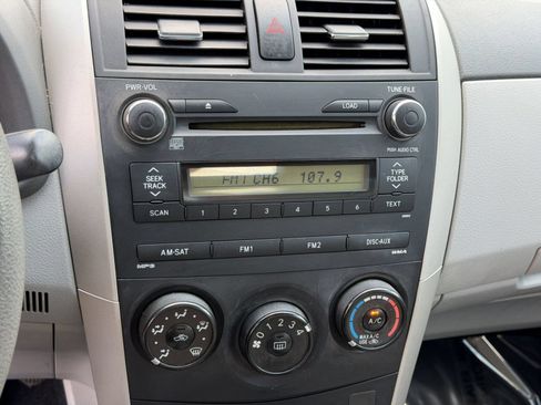 Used 2010 Toyota Corolla LE w/ All Weather Guard Pkg FWD image 15