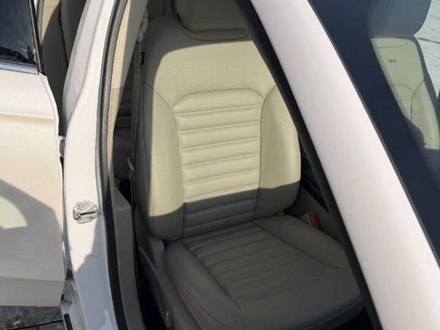 Used 2020 Ford Fusion SEL image 22