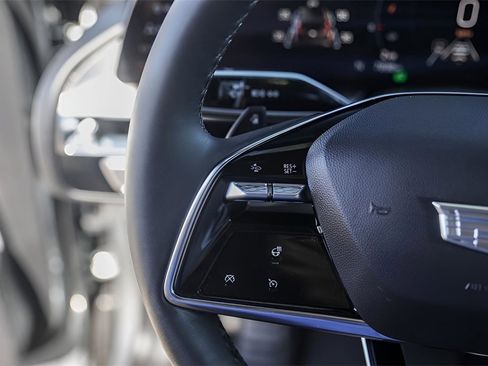 Certified 2024 Cadillac Lyriq Luxury image 13