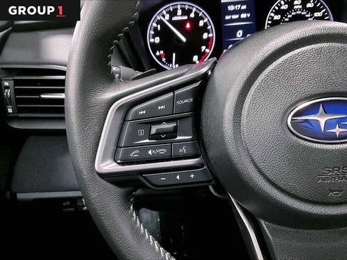 Used 2025 Subaru Outback Premium AWD/4WD image 23