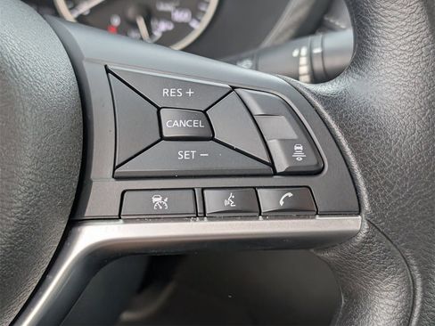 Certified 2025 Nissan Sentra SV image 22