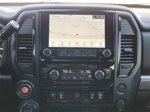 Used 2024 Nissan Titan PRO-4X w/ Pro-4x Convenience Package image 13