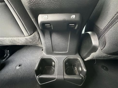 Used 2021 Jeep Wrangler Unlimited Sport image 30