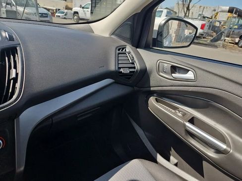 Used 2018 Ford Escape SE w/ Ford Safe & Smart Package image 25