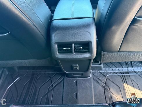 Used 2022 Chevrolet Equinox RS w/ RS Leather Package image 12