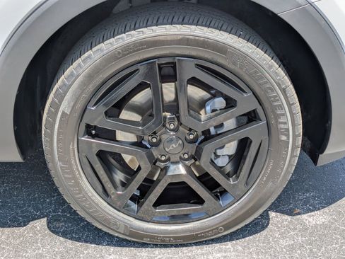 Certified 2025 Kia Telluride SX Prestige X-Line AWD/4WD image 9