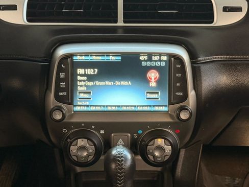 Used 2015 Chevrolet Camaro SS image 22