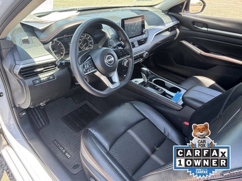Certified 2024 Nissan Altima 2.5 SR FWD image 19