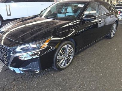 Used 2023 Nissan Altima 2.5 SL