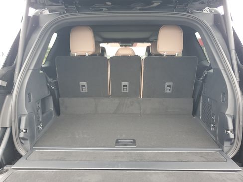 New 2026 Lincoln Navigator Black Label AWD/4WD image 32