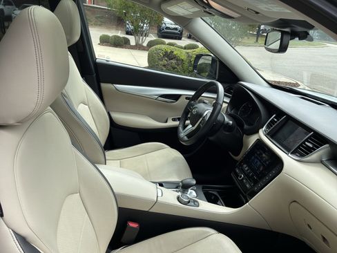 Used 2021 INFINITI QX50 Sensory AWD/4WD image 34