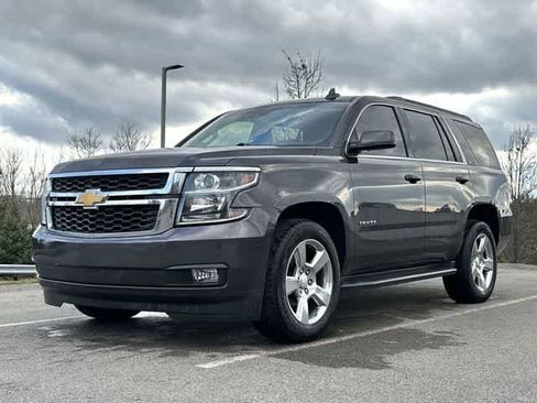 Used 2018 Chevrolet Tahoe LT image 22