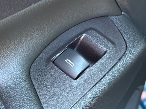 Certified 2021 Chevrolet Equinox LT AWD/4WD image 30