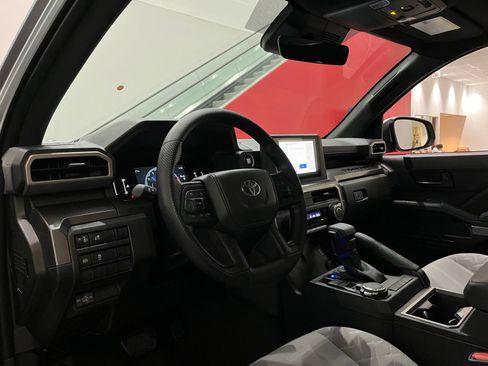 New 2026 Toyota Tacoma SR5 AWD/4WD image 13