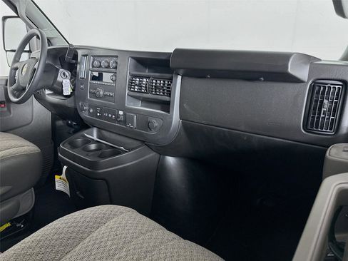 New 2025 Chevrolet Express 3500 w/ Power Convenience Package image 18