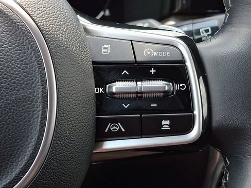 Certified 2022 Kia Sorento SX Prestige AWD/4WD image 24