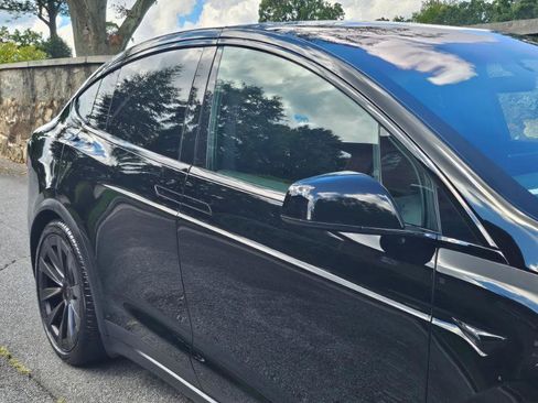 Used 2023 Tesla Model X AWD/4WD image 21
