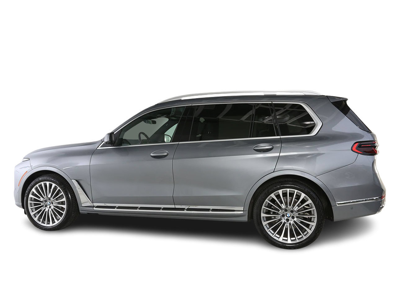 Used 2023 BMW X7 xDrive40i w/ Premium Package AWD/4WD image 10