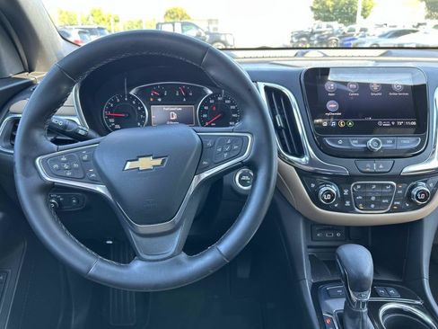 Used 2023 Chevrolet Equinox Premier AWD/4WD image 18