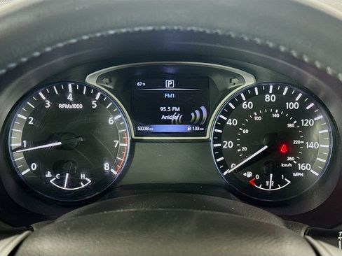 Used 2017 Nissan Altima 2.5 SR w/ Midnight Edition Package image 16