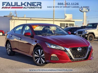 Used 2022 Nissan Altima 2.5 SV w/ SV Premium Package