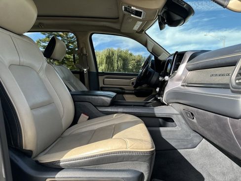 Used 2019 RAM 1500 Limited image 27