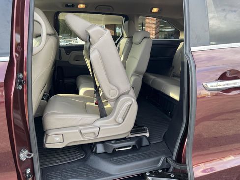 Used 2019 Honda Odyssey EX-L image 39