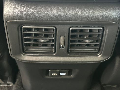 Used 2025 Toyota RAV4 XLE w/ Weather Package FWD image 16