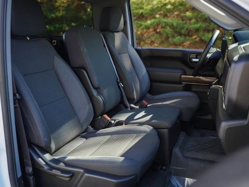 Used 2025 Chevrolet Silverado 2500 LT w/ Convenience Package image 20