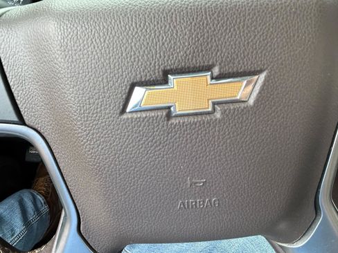 Used 2018 Chevrolet Silverado 1500 LT w/ All Star Edition AWD/4WD image 19