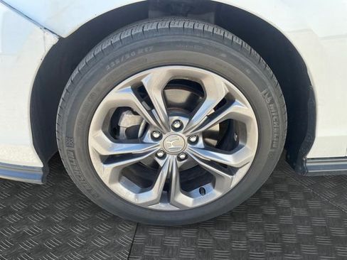 Used 2023 Honda Accord EX image 13