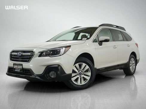 Used 2019 Subaru Outback 2.5i Premium w/ Popular Package #2 AWD/4WD image 1