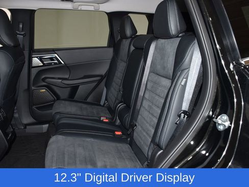 New 2026 Mitsubishi Outlander SE image 26