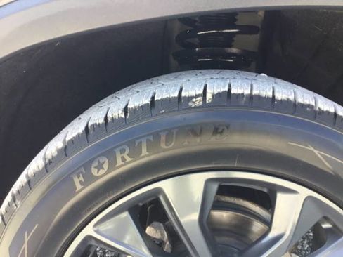 Used 2019 Chevrolet Traverse RS w/ LPO, Floor Liner Package image 9