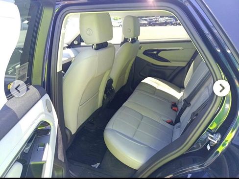 Used 2023 Land Rover Range Rover Evoque SE AWD/4WD image 9