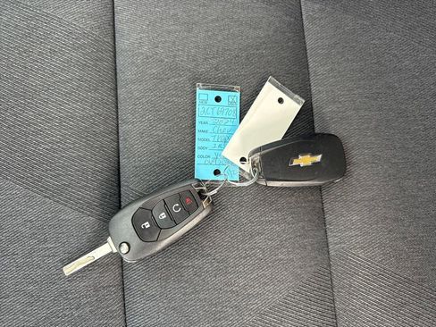 Used 2024 Chevrolet Trax RS w/ Driver Confidence Package image 33