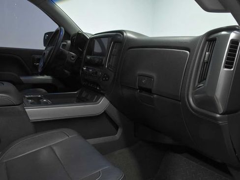 Used 2017 Chevrolet Silverado 1500 LTZ Z71 w/ LTZ Plus Package AWD/4WD image 11