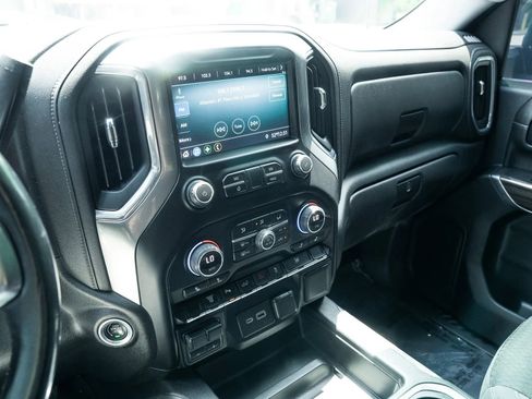 Used 2020 Chevrolet Silverado 2500 LT w/ Texas Edition AWD/4WD image 27
