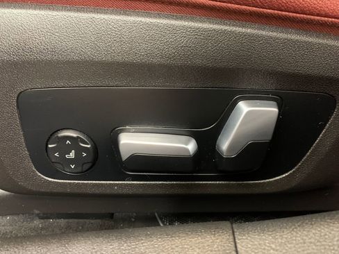 Used 2023 BMW M340i xDrive w/ Premium Package image 5