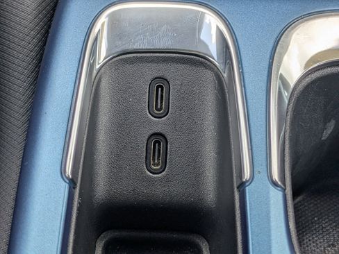 Used 2024 Chevrolet Equinox EV LT FWD image 22