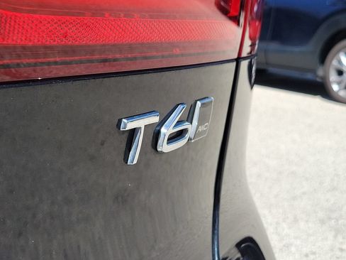 Used 2020 Volvo V90 T6 Cross Country w/ Protection Package Premier AWD/4WD image 23