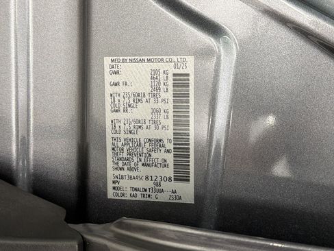 Used 2025 Nissan Rogue SV FWD image 21