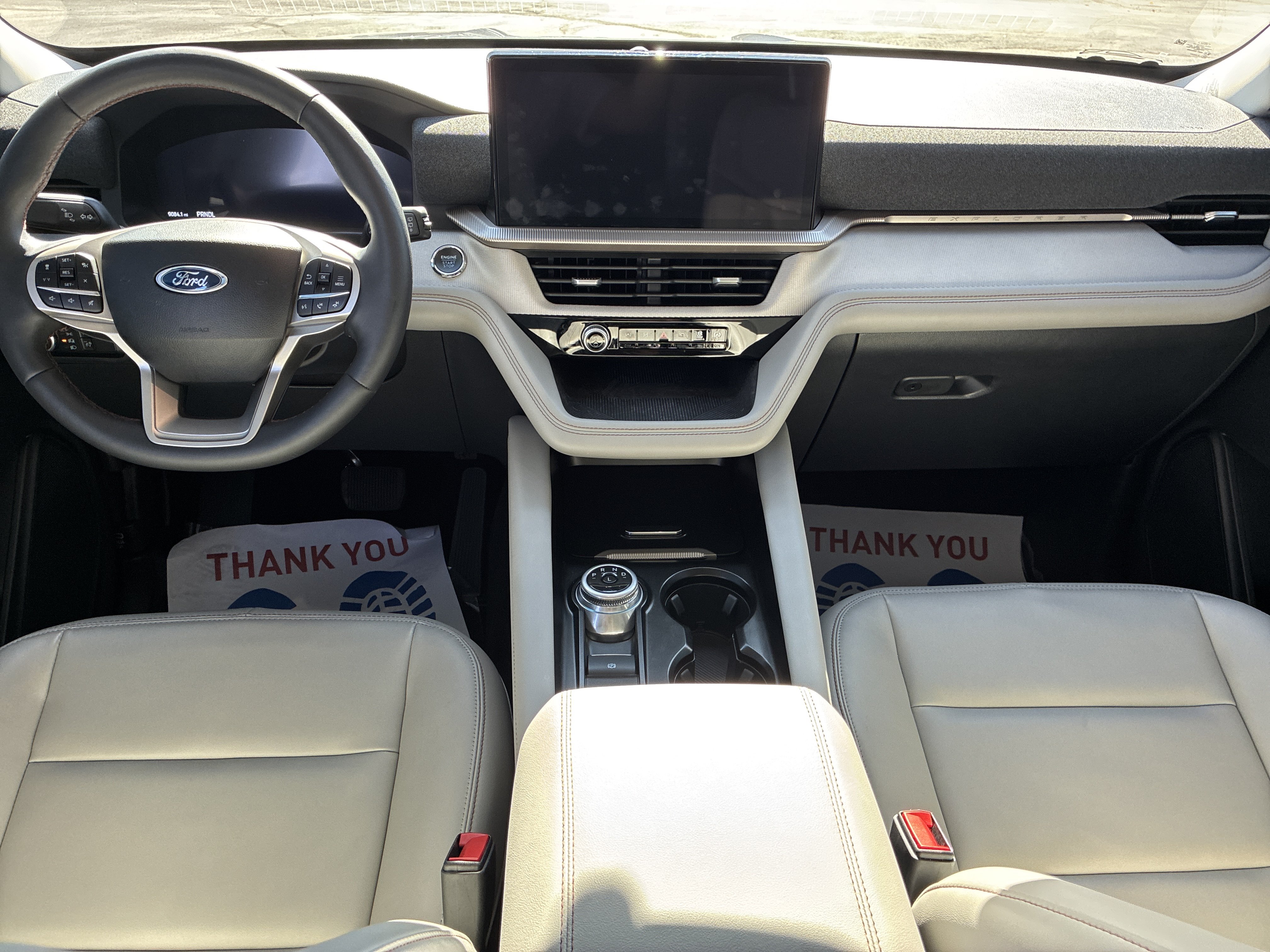 Used 2025 Ford Explorer Active w/ Active Comfort Package RWD image 40