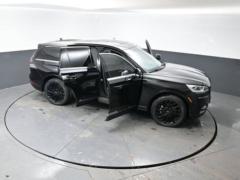 Used 2022 Lincoln Aviator Reserve w/ Equipment Group 201A image 61