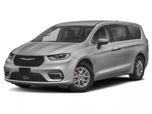 Used 2023 Chrysler Pacifica Touring-L w/ Uconnect Theater Family Group image 3
